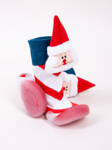 Skarpety z gumową podeszwą do nauki chodzenia z elementem 3D świąteczne z Mikołajem