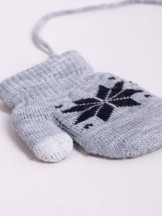 Rękawiczki chłopięce jednopalczaste ze sznurkiem wzór norweski szare dotykowe