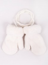Rękawiczki dziewczęce jednopalczaste ze sznurkiem białe z futrzanym mankietem